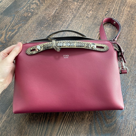 ❌SOLDto fashionphile❌Fendi By the way with snakeskin satchel - Picture 4 of 15